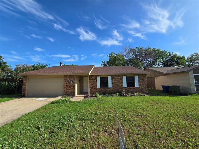 5329 Strickland Ave in The Colony, TX - Building Photo