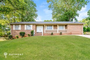 1328 Oak Terrace in Birmingham, AL - Building Photo