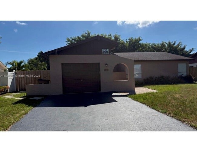 282 NW 41st Way