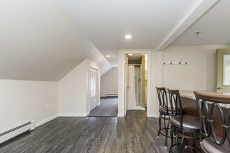 24 Village St, Unit apt 3 in Lisbon, ME - Building Photo - Building Photo
