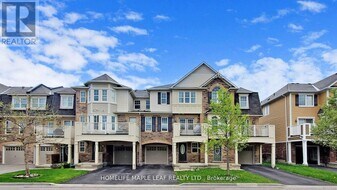 211 Woodley Cres in Milton, ON - Building Photo