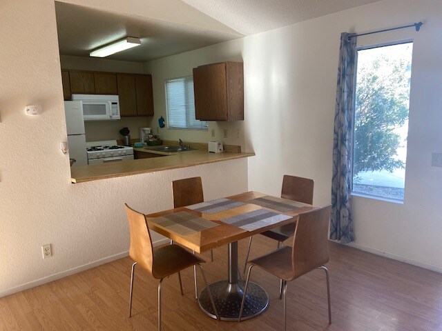 73874 Sunnyvale Dr-Unit -A in Twentynine Palms, CA - Building Photo - Building Photo