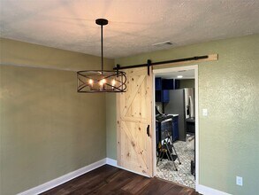 14663 Perthshire Rd in Houston, TX - Building Photo - Building Photo