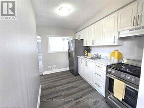 300-300 Balmoral Ave N in Hamilton, ON - Building Photo - Building Photo