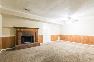 700 Redland Dr in Jonesboro, GA - Building Photo - Building Photo