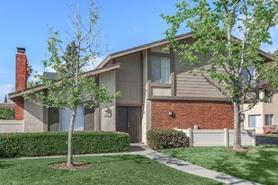 Ridgewood Village Apartment Homes in Orange, CA - Building Photo