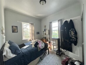 2201 Scudder St in St. Paul, MN - Building Photo - Building Photo