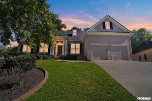 838 Valley Dr in Canton, GA - Building Photo