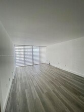 555 NE 15th St, Unit 16F in Miami, FL - Foto de edificio - Building Photo