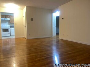 122 Dustin St, Unit 12A in Boston, MA - Building Photo - Building Photo