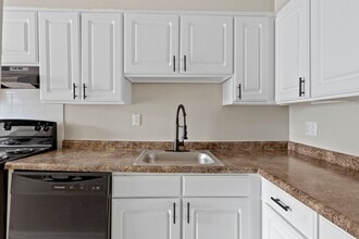 The Prairies Apartment Homes in Indianapolis, IN - Foto de edificio - Building Photo