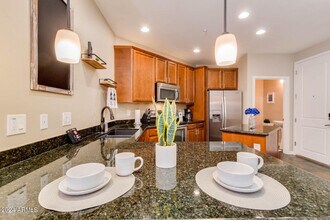 2511 W Queen Creek Rd in Chandler, AZ - Building Photo - Building Photo
