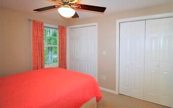 15 Minuteman Dr, Unit 1 in Scarborough, ME - Building Photo - Building Photo