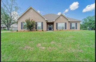 9694 Somers Ct in Semmes, AL - Building Photo