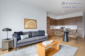 171 Suffolk St, Unit SI FL7-ID1232 in New York, NY - Foto de edificio - Building Photo