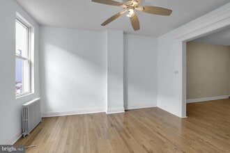 443 Emily St in Philadelphia, PA - Building Photo - Building Photo