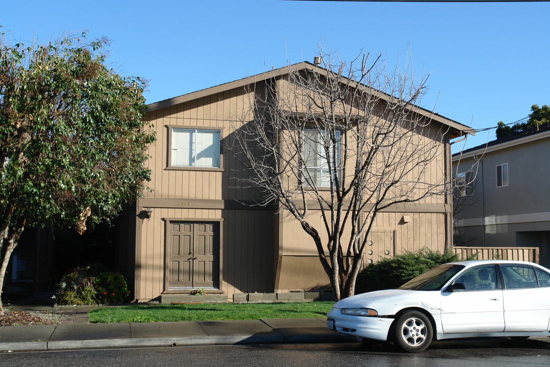 3851 Blackford Ave in San Jose, CA - Building Photo