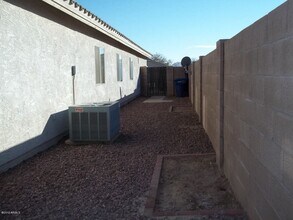 3860 E Longhorn Dr in Gilbert, AZ - Building Photo - Building Photo