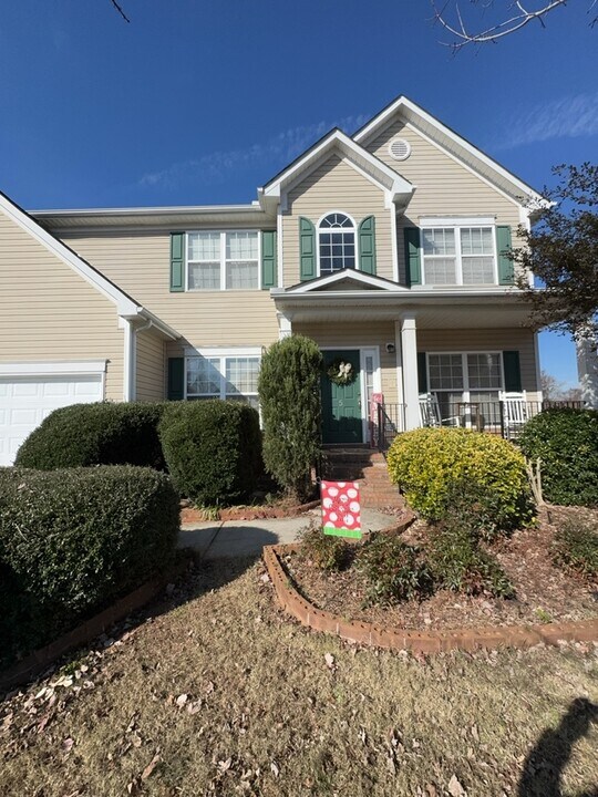 5 Hawkhurst court in Simpsonville, SC - Building Photo