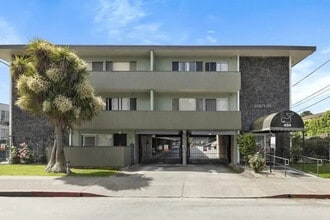 Surfside in Alameda, CA - Foto de edificio - Building Photo