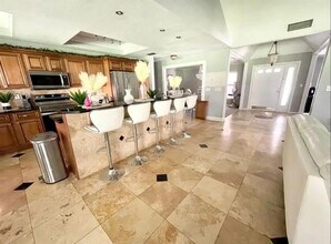 1102 Sugartree Dr S in Lakeland, FL - Building Photo - Building Photo