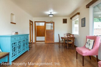 1429 Gold St in Redding, CA - Building Photo - Building Photo