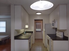 755 Burcale Rd, Unit F1 in Myrtle Beach, SC - Foto de edificio - Building Photo