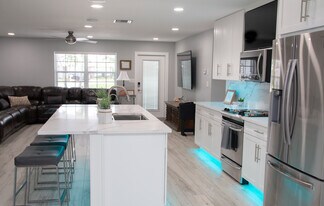 4540 NW 12th Dr in Deerfield Beach, FL - Building Photo