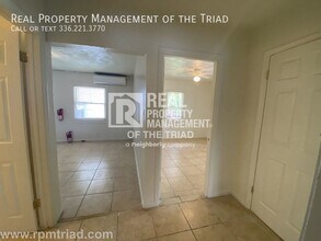 1514 Gholson Ave S East, Unit Apt B in Winston-Salem, NC - Building Photo - Building Photo