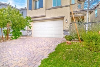 3758 Bright Aquarius Ln in Henderson, NV - Building Photo - Building Photo