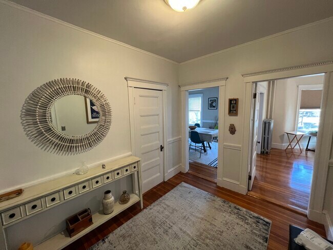 51 Ibbetson St, Unit 2