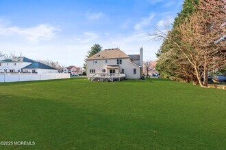 57 Jamestown Dr in Eatontown, NJ - Building Photo - Building Photo