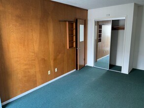 3266 Bayside Ln in San Diego, CA - Building Photo - Building Photo