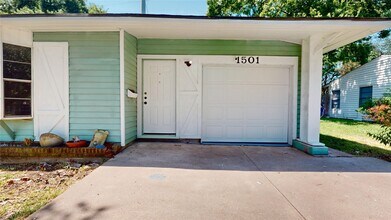 1501 13th St N in Texas City, TX - Foto de edificio - Building Photo