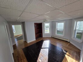66 Cutler St, Unit 1 in Worcester, MA - Building Photo