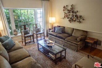 9974 Durant Dr in Beverly Hills, CA - Building Photo - Building Photo