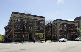219 Harvard St in Brookline, MA - Foto de edificio - Building Photo