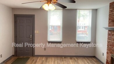 2422 Jane St in Pittsburgh, PA - Building Photo - Building Photo
