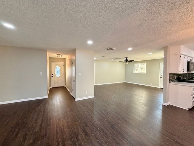 519 W C St in Jenks, OK - Building Photo - Building Photo