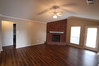 10943 Southern Trace Cir in Flint, TX - Building Photo - Building Photo