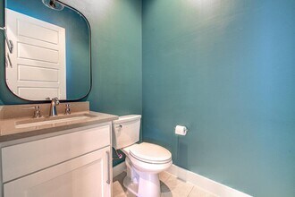 921 E 50th St in Austin, TX - Building Photo - Building Photo