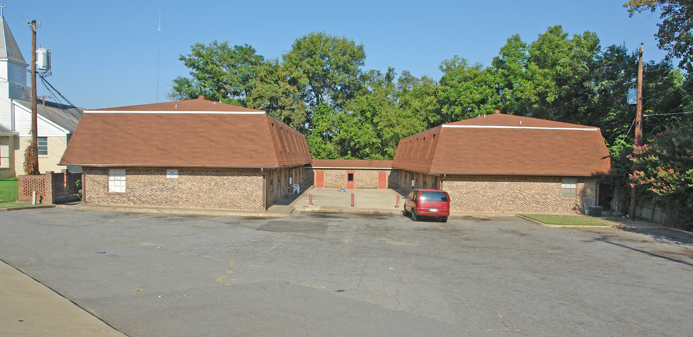 Brisas Del Norte Apartments in North Little Rock, AR - Building Photo