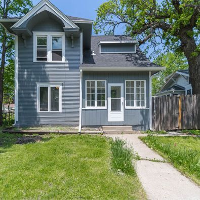 827 Euclid Ave in Des Moines, IA - Building Photo