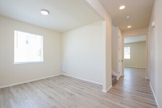 1918 Cade Ave in Castle Rock, CO - Building Photo - Building Photo