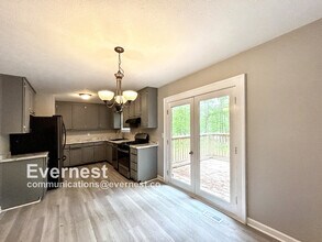 8937 Tweeddale Dr in Winston, GA - Building Photo - Building Photo