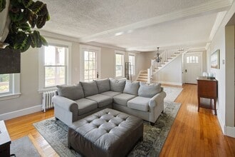 20 Mountain Rd in Princeton, MA - Building Photo - Building Photo