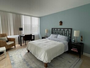 7441 Wayne Ave, Unit 4K in Miami, FL - Building Photo - Building Photo