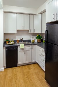 Burbank Apartments photo'