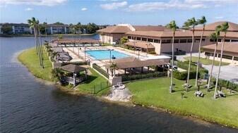 12750 SW 4th Ct in Pembroke Pines, FL - Building Photo