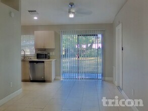 2527 Orange Ave in Mims, FL - Building Photo - Building Photo